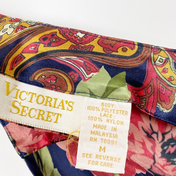 Vintage Victorias Secret Navy Paisley Lace CHemise - Picture 7 of 8